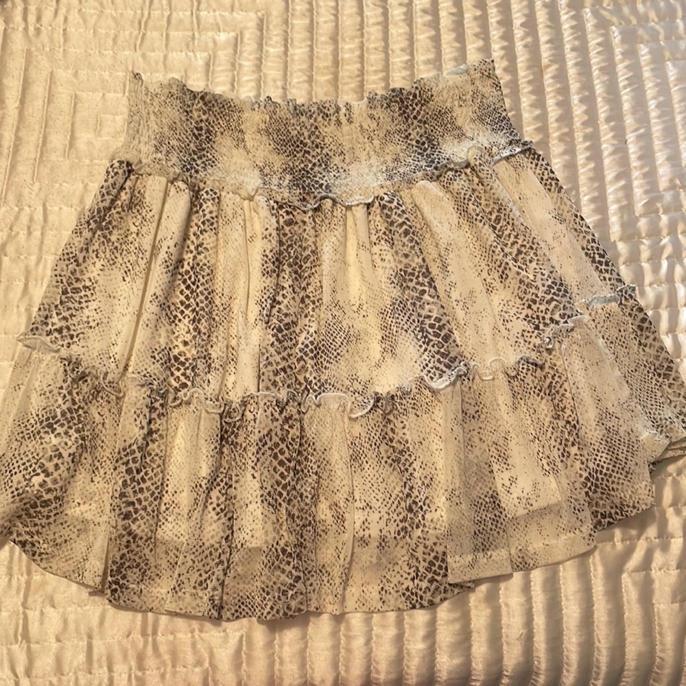 Flowy skirt